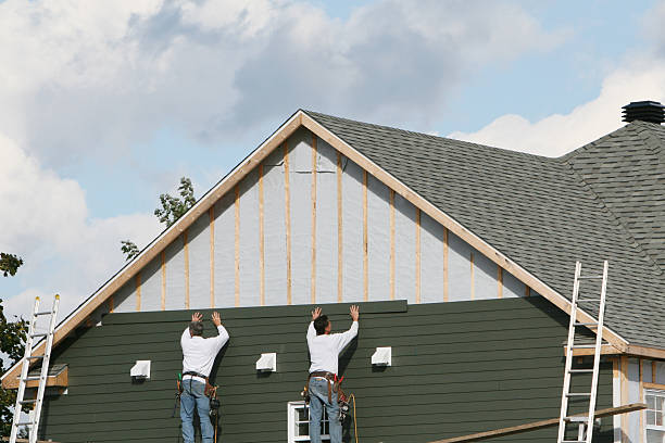 Professional Siding Installation technician working in Arden, NC